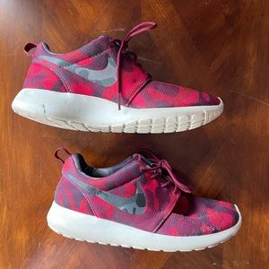 Nike Roche